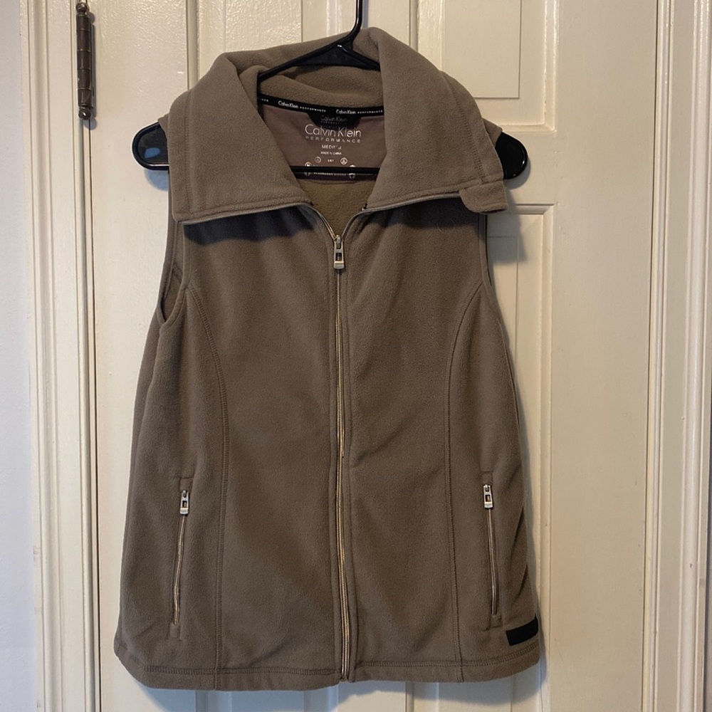 Calvin Klein performance fleece vest- size medium